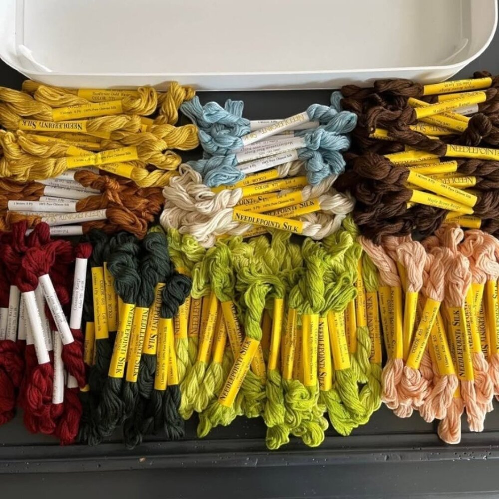Lot of 125 Silk Needlepoint Inc Embroidery Cross Stitch Thread Floss Skeins Art